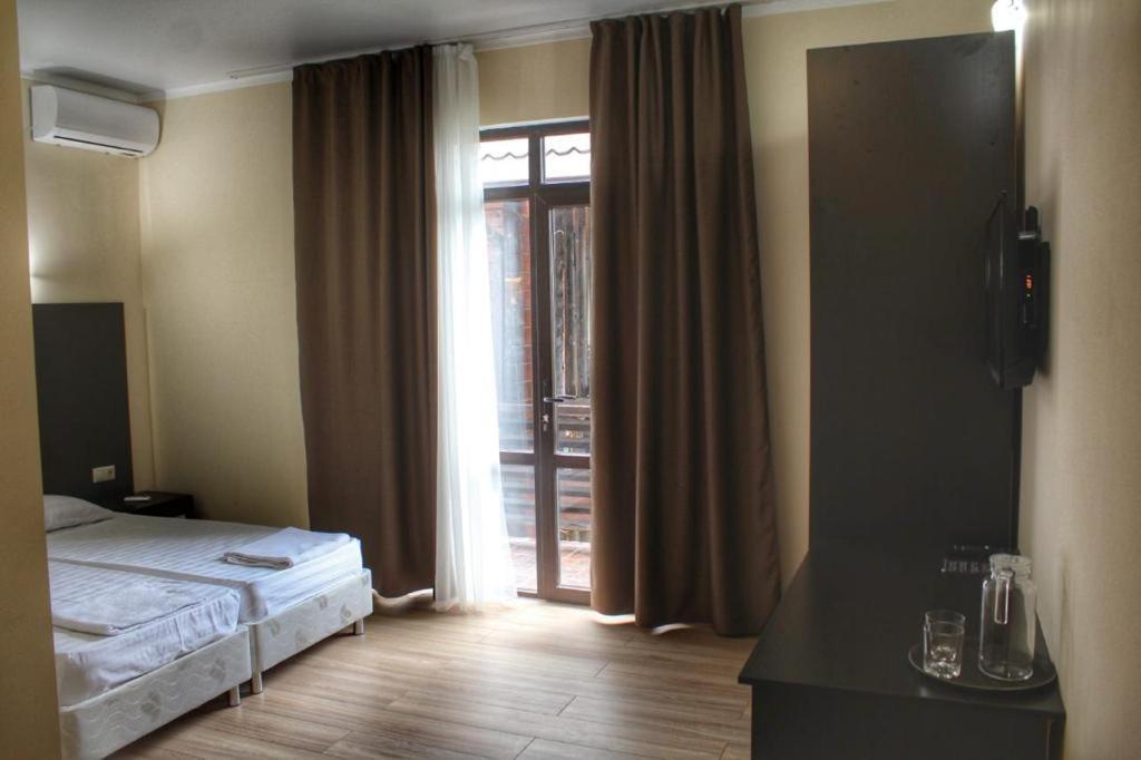 Guest House Sirius Pizunda Exterior foto