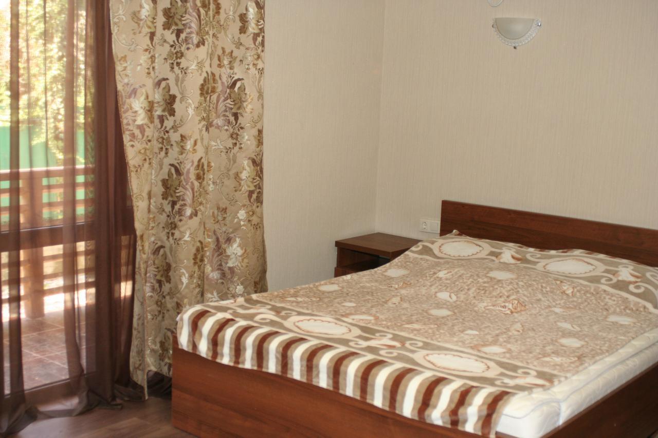 Guest House Sirius Pizunda Exterior foto