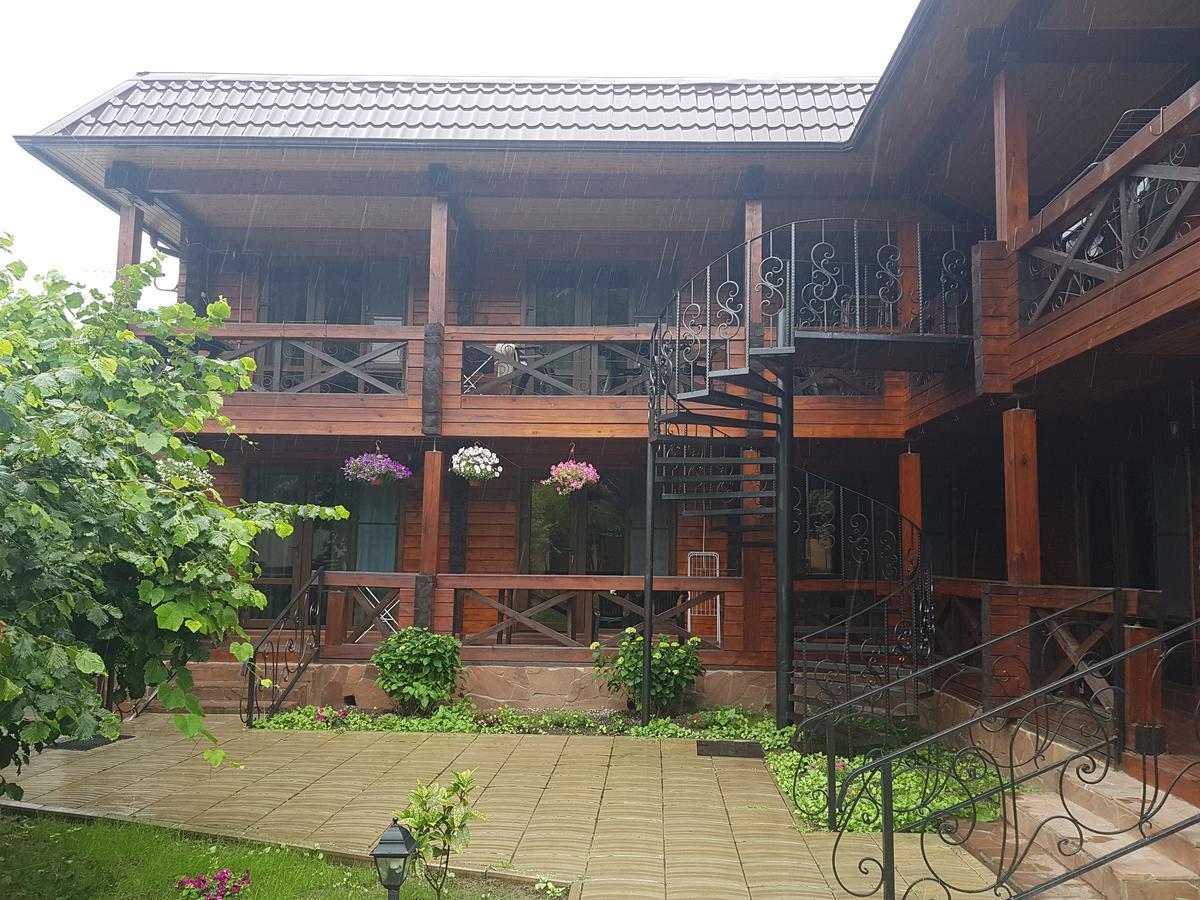 Guest House Sirius Pizunda Exterior foto